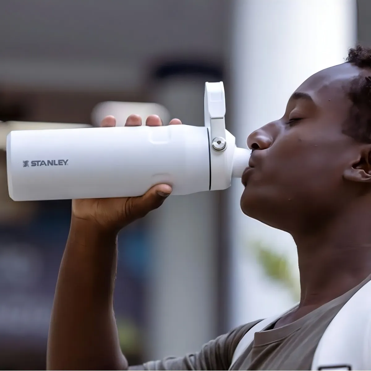 Garrafa Térmica Stanley Branca